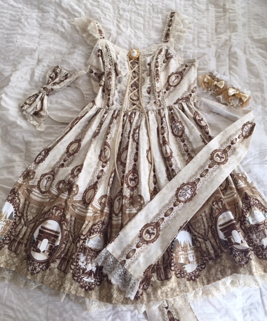 AP Cameo Window JSK and Head-bow (IVORY) - Jumperskirt - Lace