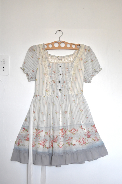 Axes femme OP  One Piece  Lace Market Lolita Fashion Sales