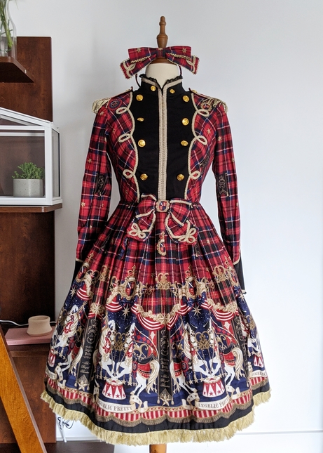 Cirque du L'etoile OP in Red + KC - One Piece - Lace Market