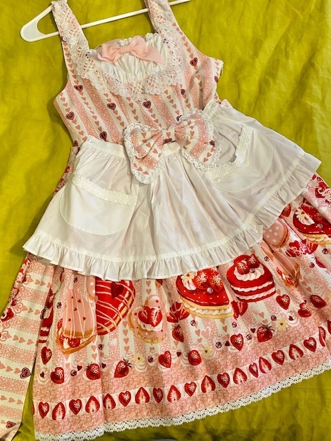 Baby the Stars Shine Bright Doki Doki Strawberry Magic JSK