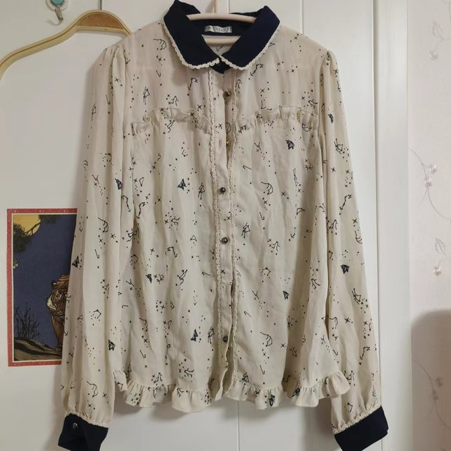 Axes Femme Blouse with Zodiac pattern Blouses Lace Market Lolita
