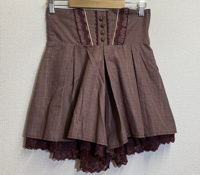 Axes femme dark red sparkly plaid high waisted shorts / sukapan