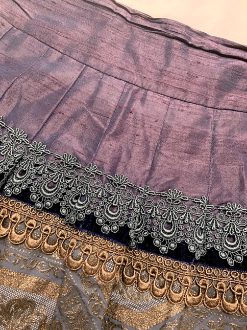 SHANTUNG LILAC SKIRT WITH PEARLS main image 1
