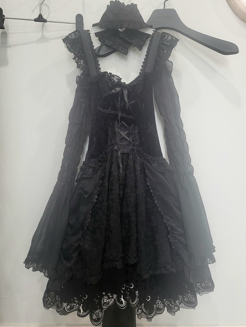 Last sale)h.Naoto frill velvet set - Jumperskirt - Lace