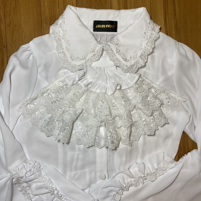 Atelier Pierrot Louise Jabot princess sleeved Blouse - Blouses