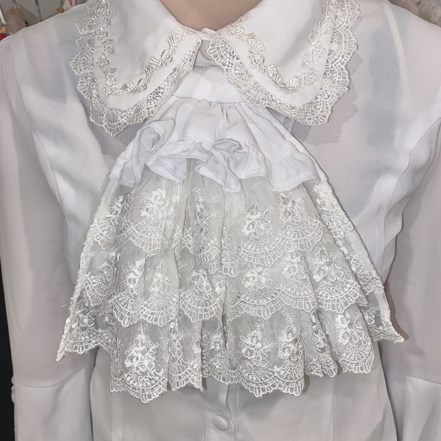 Atelier Pierrot Louise Jabot princess sleeved Blouse - Blouses